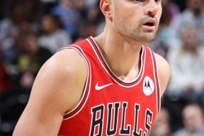 包含芝加哥公牛冲刺阶段迎来里程碑；志在全明星赛名次提升；悬念犹存；控场能力受关注的词条-英雄联盟投注